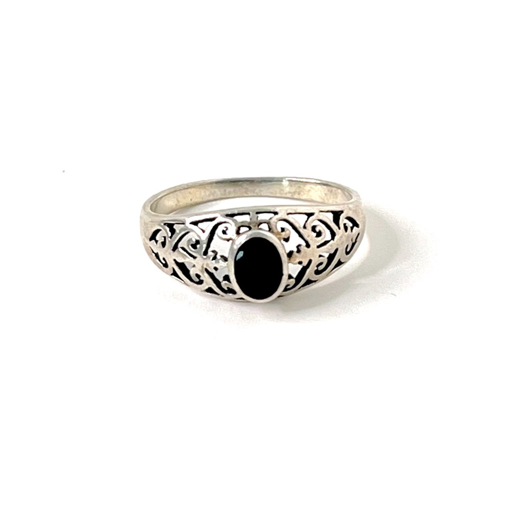 Black Onyx Sterling Silver size 7.5 Vintage